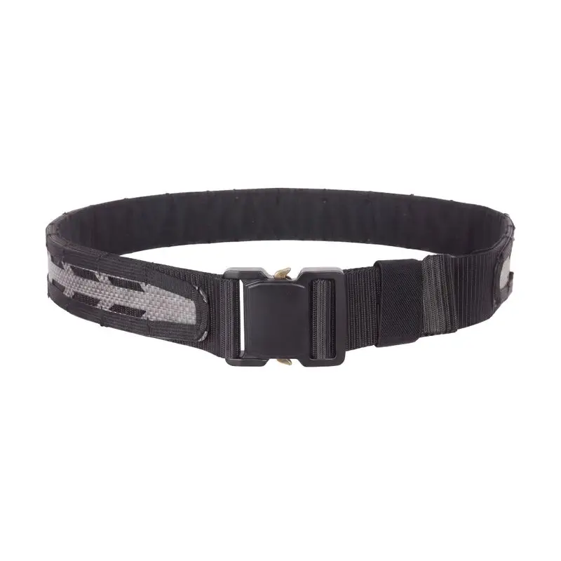 Cobra buckle