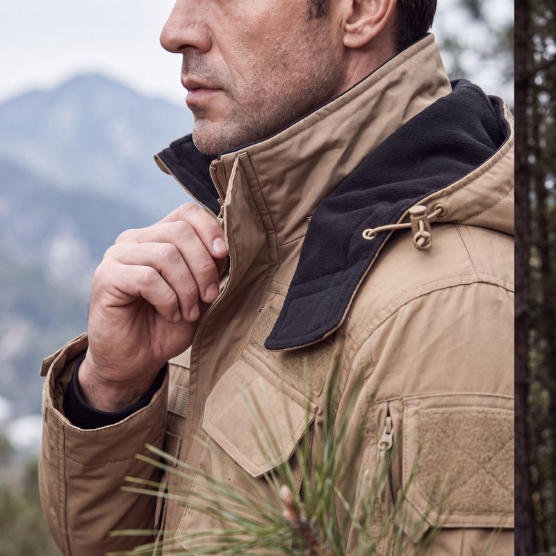 Stand-up high collar for wind protection