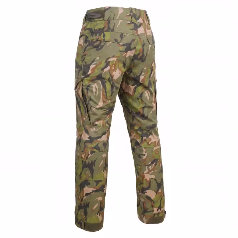 Multi-functional cargo side pockets for gear storage