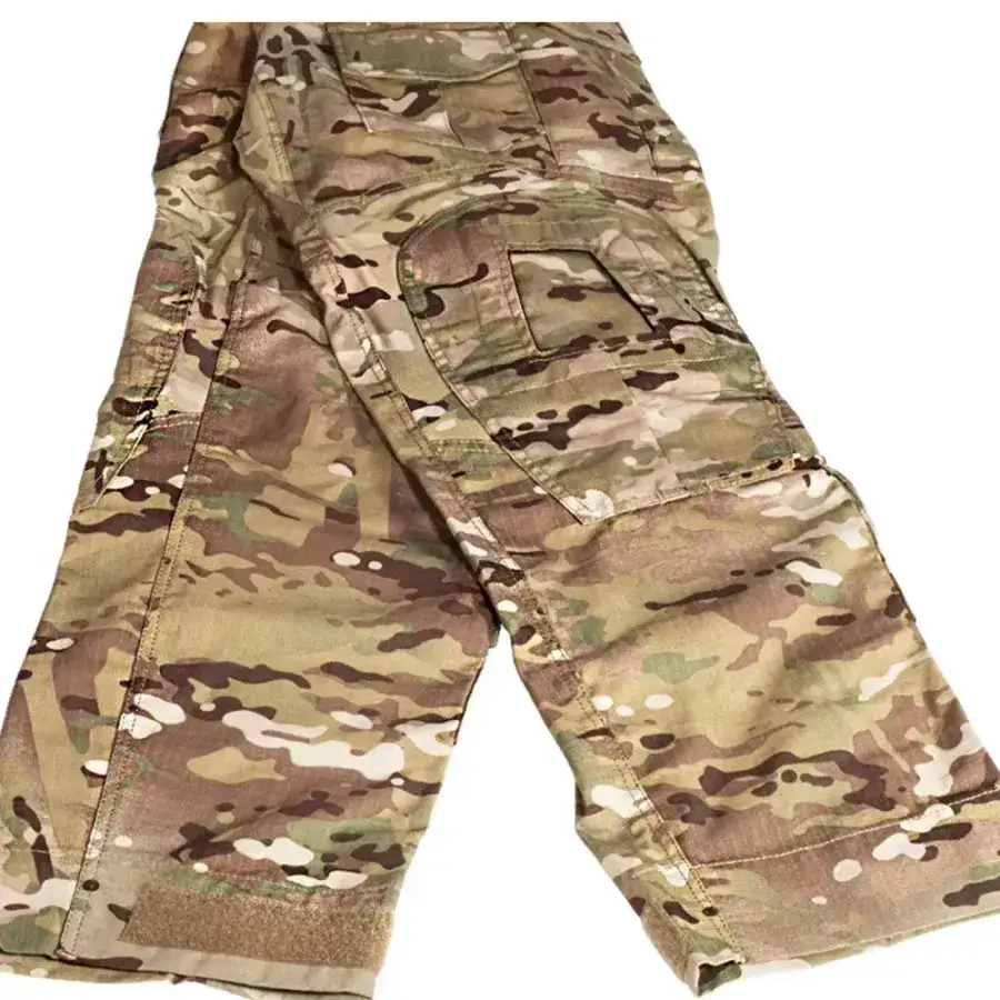 removed G3 combat pants knee pads